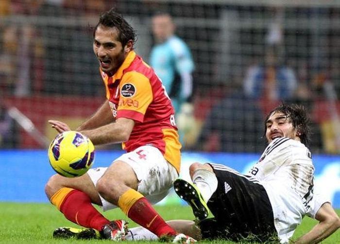 Galatasarayda Hamit Altıntop yolcu