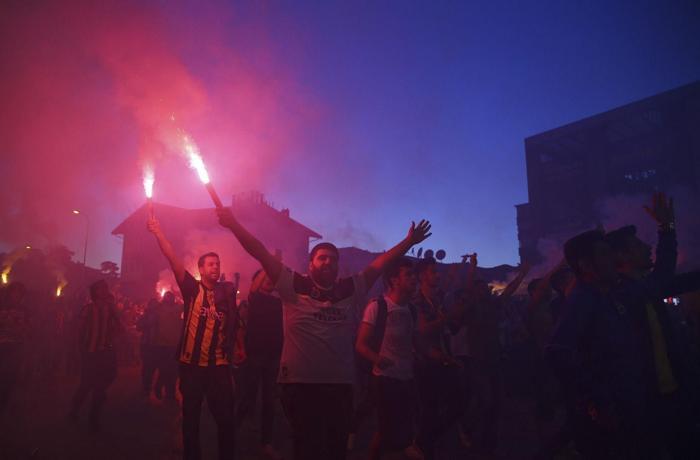 Ali Koç, taraftarlarla buluştu