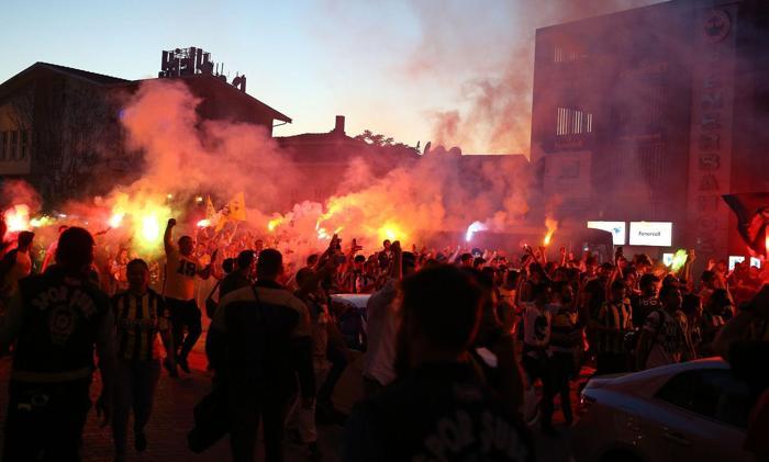 Ali Koç, taraftarlarla buluştu
