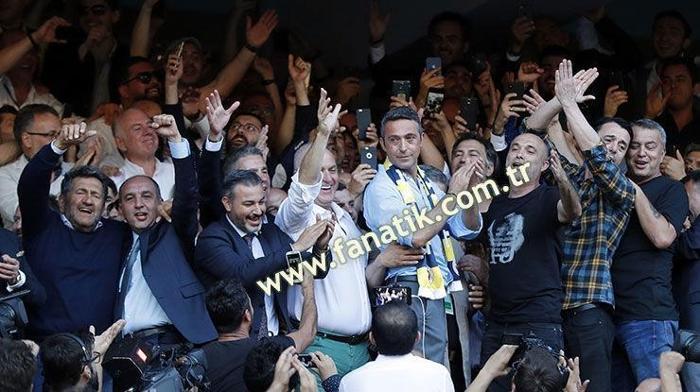 Ali Koç başkan oldu Ali şen coştu...