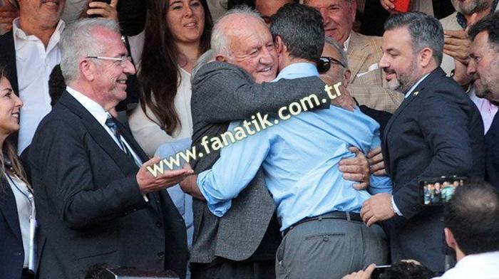 Ali Koç başkan oldu Ali şen coştu...