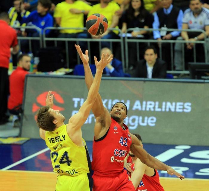 Fenerbahçe maçına Alex damgası