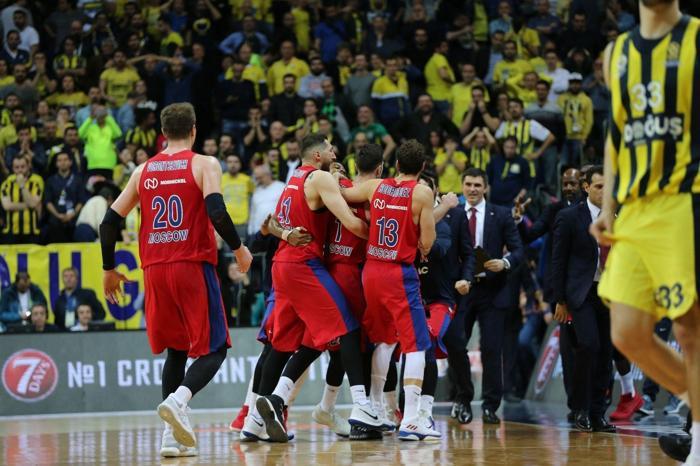 Fenerbahçe maçına Alex damgası