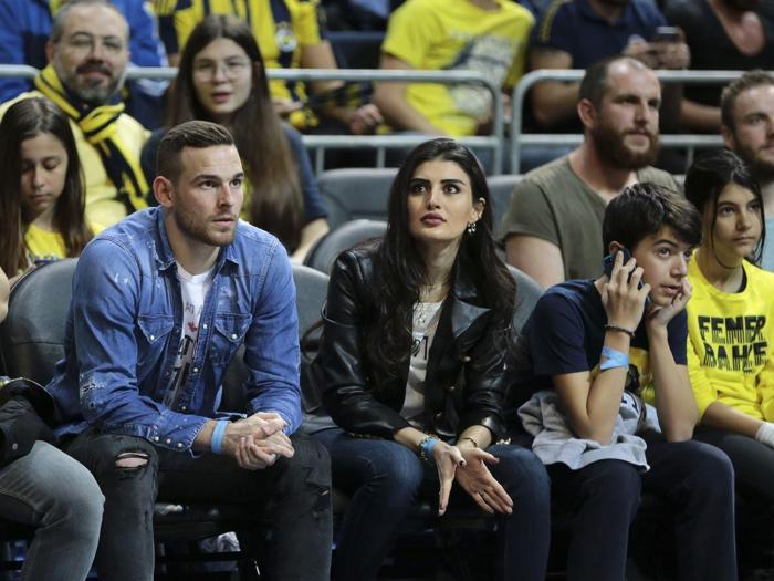 Fenerbahçe maçına Alex damgası