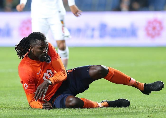 Fenerbahçeden Adebayora 1.5 yıllık sözleşme