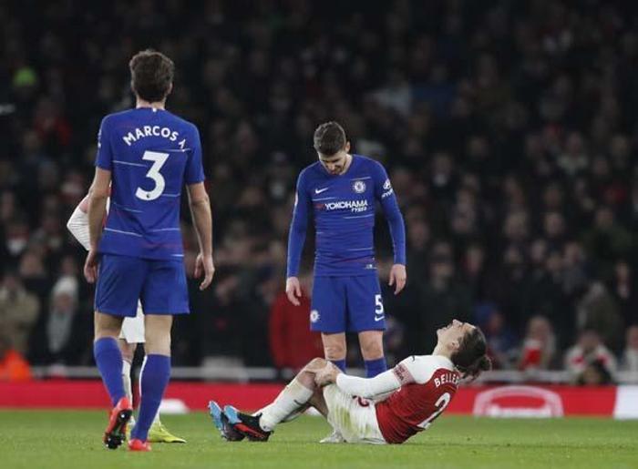 Arsenale kötü haber Bellerin 9 ay yok