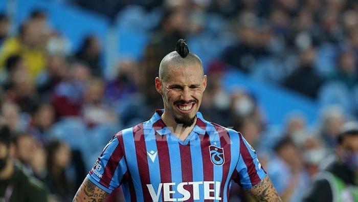 Saç stiliyle dikkat çeken yıldız futbolcular
