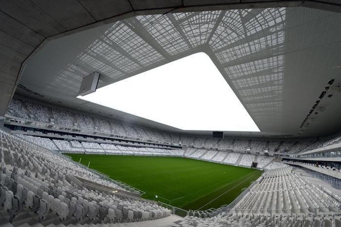 NOUVEAU STADE DE BORDEAUX (YENİ STADYUM)