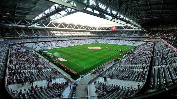 STADE DES LUMİERES (YENİ STAT)
