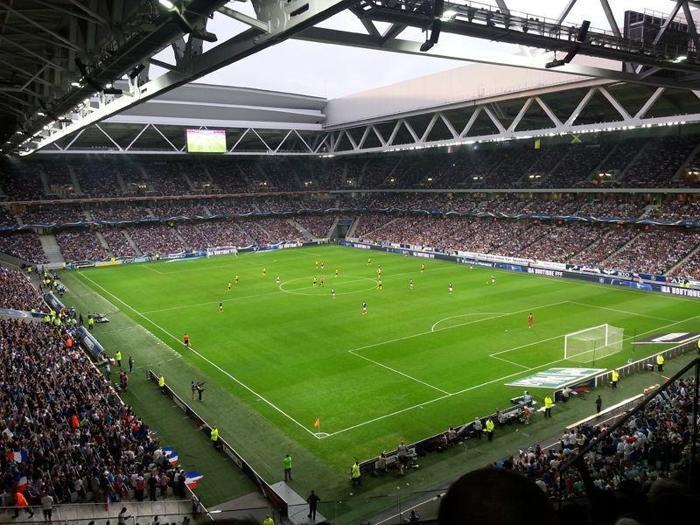 STADE PIERRE MAUROY