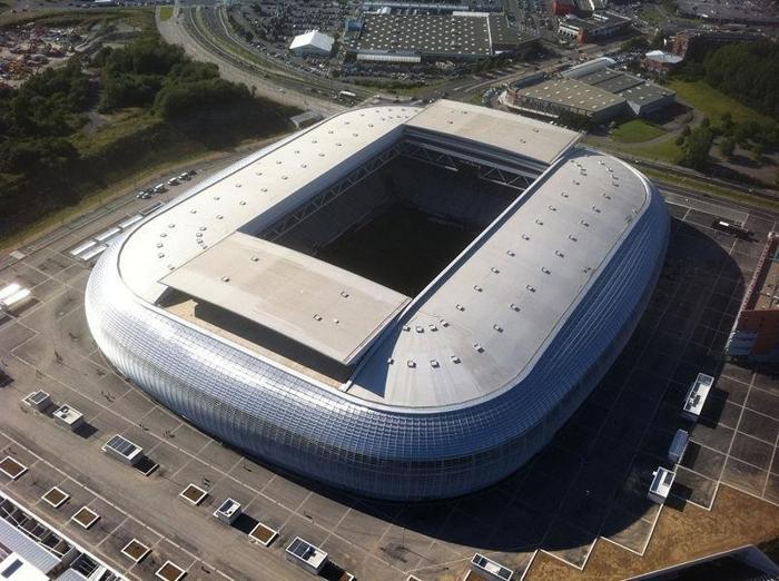 STADE PIERRE MAUROY