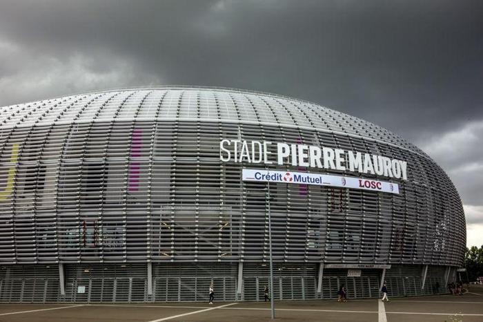 STADE PIERRE MAUROY