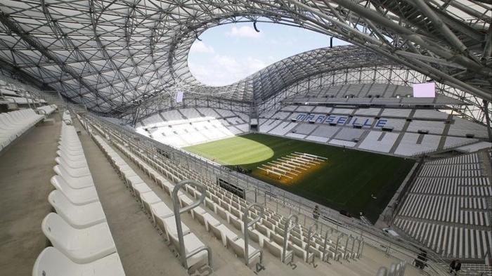 STADE VELODROME (YENİLENİYOR)