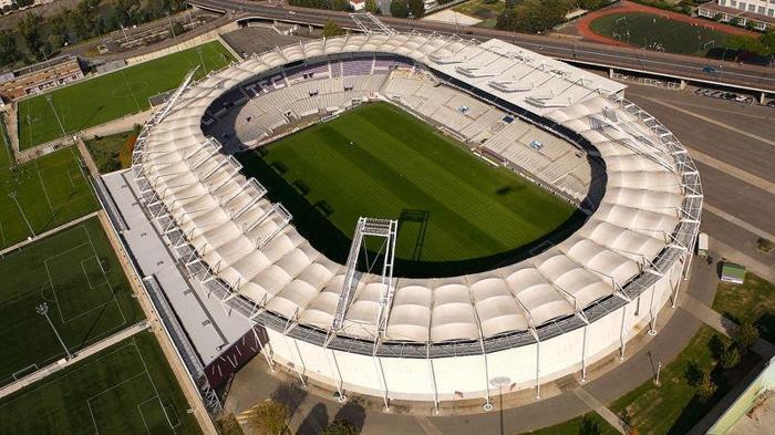STADIUM MUNICIPAL (YENİLENİYOR)