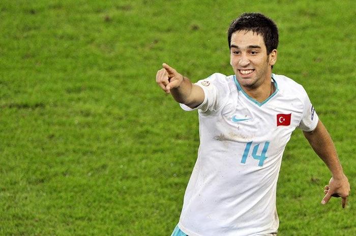 Arda Turan (21 yaşında)