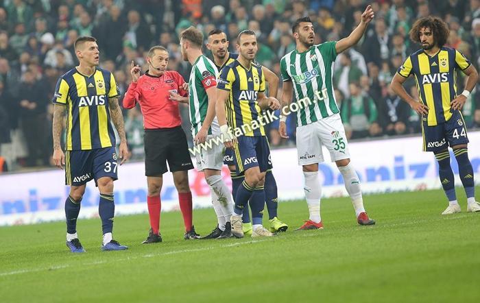 Bursaspor - Fenerbahçe maçından kareler