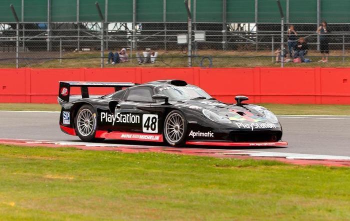 Porsche 911 GT1 Evo