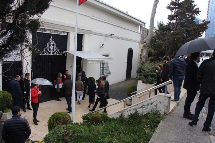 Jet kazasının kurbanları toprağa verildi