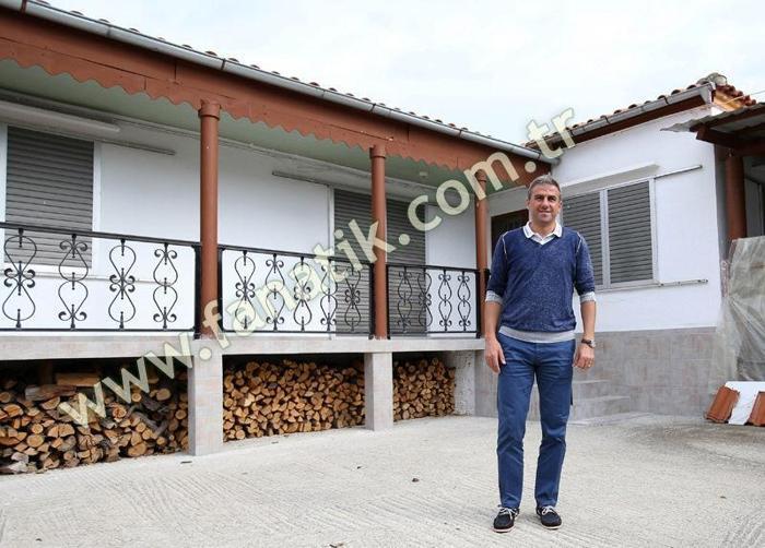 Hamza Hamzaoğlu, el öpmeye gitti