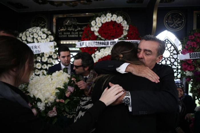 Jet kazasının kurbanları toprağa verildi