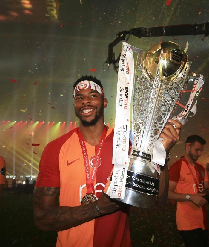 Galatasaray transferde bombaları patlatıyor