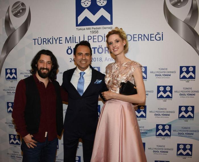 Usta sanatçıya ödül