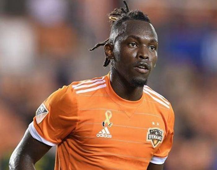 Fenerbahçede transfer çıkmazı Yıldız oyuncudan vazgeçildi