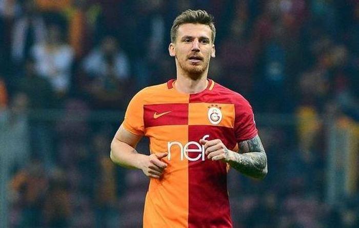 Fenerbahçede transfer çıkmazı Yıldız oyuncudan vazgeçildi