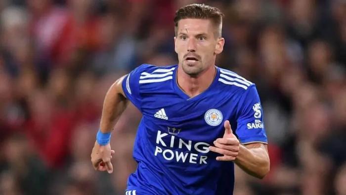Fenerbahçenin gündemindeki Adrien Silva, transfer tekliflerini doğruladı