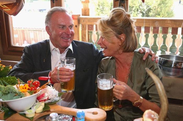 Bayern Münihli futbolcular Oktoberfestte