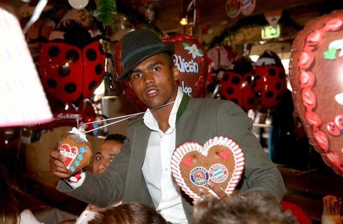 Bayern Münihli futbolcular Oktoberfestte