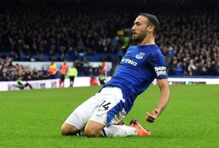 Rooneyi üzen karar Cenk Tosun...