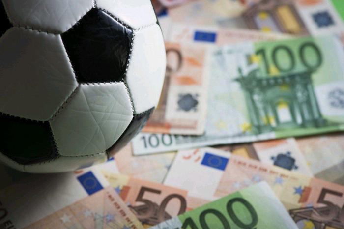 Beşiktaş, Galatasaray, Fenerbahçe ve Trabzonspora döviz darbesi