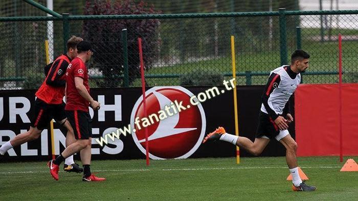 Milliler hazırlıklarına başladı