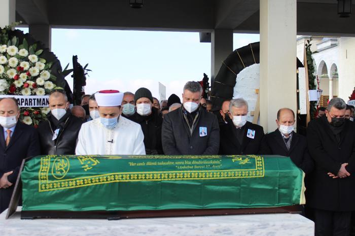 Sadettin Saranın babası Özbek Saran, son yolculuğuna uğurlandı