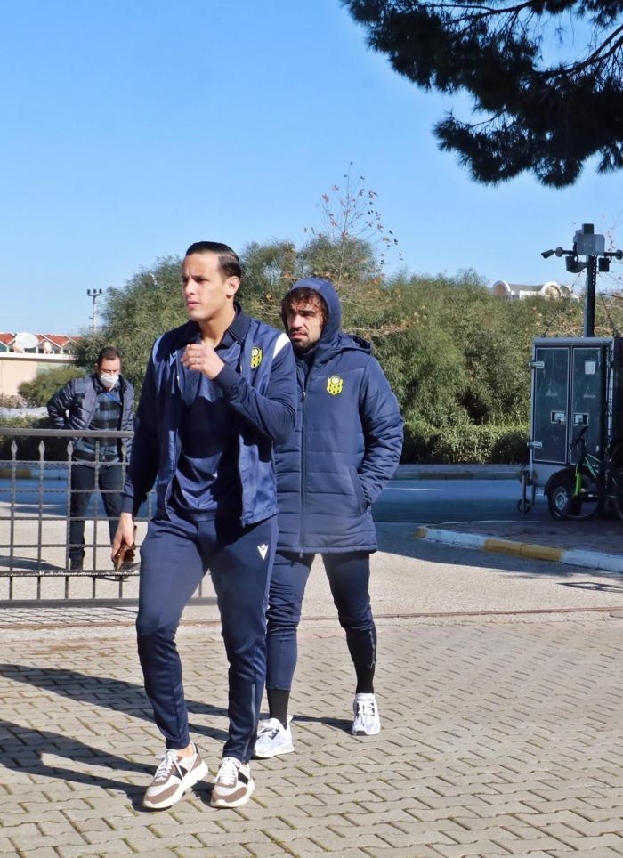 Süper Lig ekipleri Cuma namazını ‘Dinler Bahçesinde kıldı