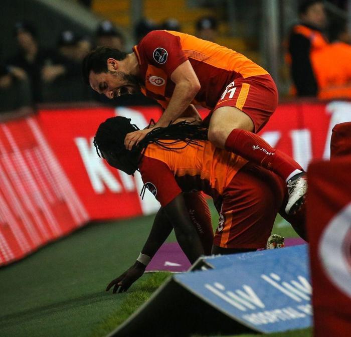 İşte devlerin kalan maçları Galatasaray - Fenerbahçe - Beşiktaş ve Başakşehir