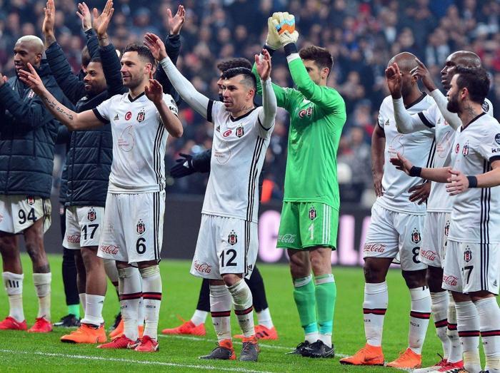 İşte devlerin kalan maçları Galatasaray - Fenerbahçe - Beşiktaş ve Başakşehir