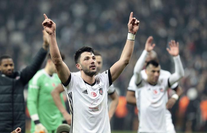 İşte devlerin kalan maçları Galatasaray - Fenerbahçe - Beşiktaş ve Başakşehir