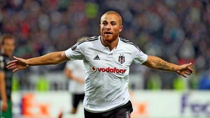Flaş takas Beşiktaş Gökhan Töreye karşılık genç yıldızı istiyor