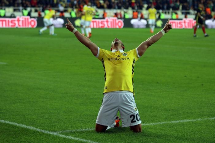 Gecenin sorusu (Serkan Akcan)