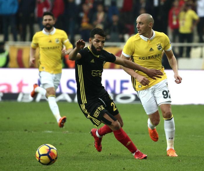 Direğe takıldı (Mehmet Ali Sabuncu)