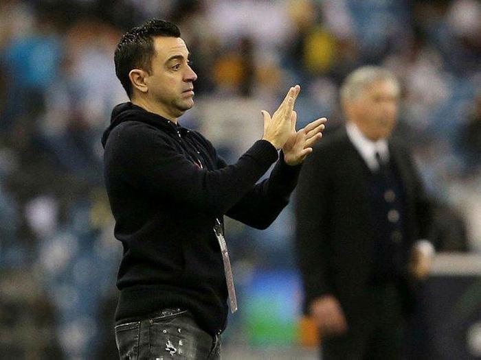Son dakika transfer haberi Xavi Hernandez Barcelonada 7 yıldızı gönderiyor Galatasaray istemişti…