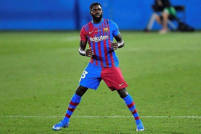 Son dakika transfer haberi Xavi Hernandez Barcelonada 7 yıldızı gönderiyor Galatasaray istemişti…