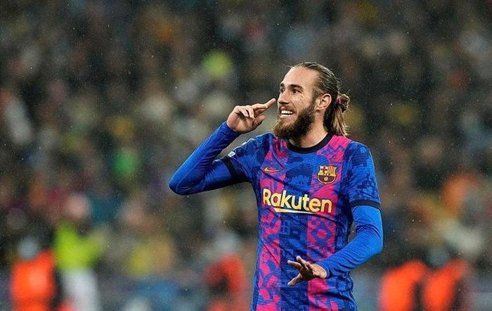 Son dakika transfer haberi Xavi Hernandez Barcelonada 7 yıldızı gönderiyor Galatasaray istemişti…