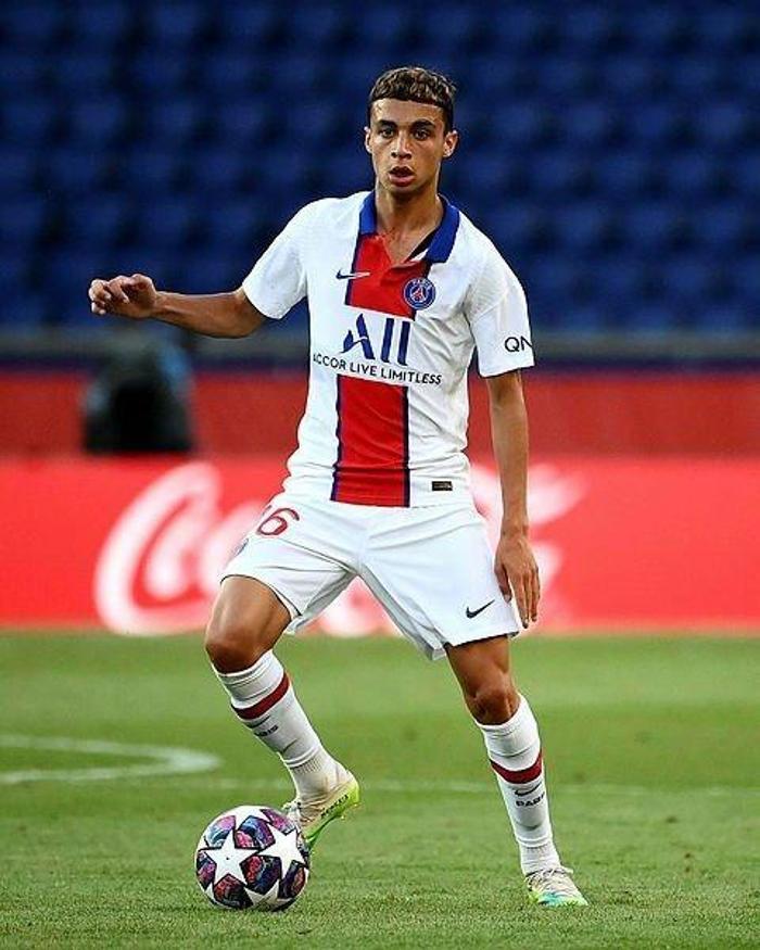 Son dakika transfer haberi Xavi Hernandez Barcelonada 7 yıldızı gönderiyor Galatasaray istemişti…
