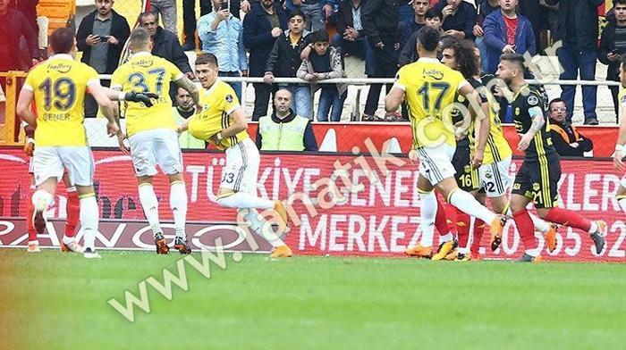 Yeni Malatyaspor-Fenerbahçe maçında kareler