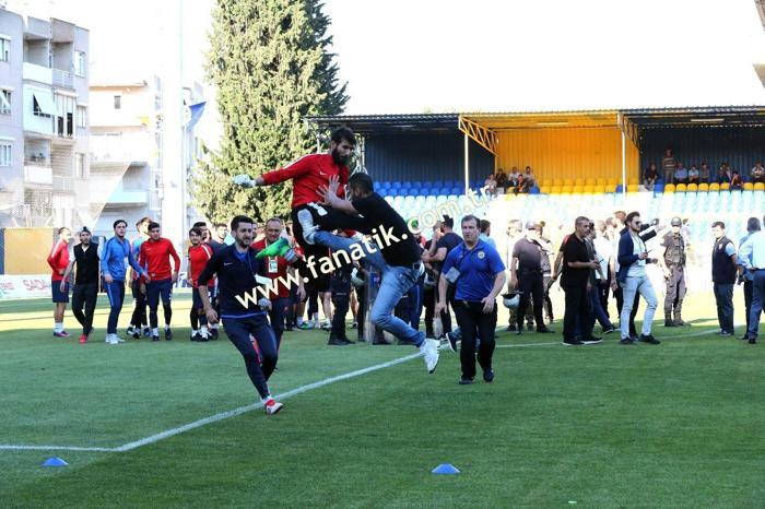 Menemen Belediyespor - Keçiörengücü maçında kavga çıktı