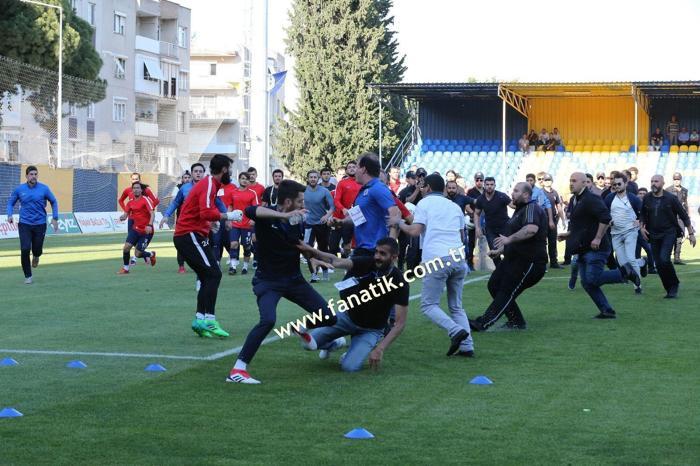 Menemen Belediyespor - Keçiörengücü maçında kavga çıktı