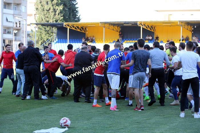 Menemen Belediyespor - Keçiörengücü maçında kavga çıktı